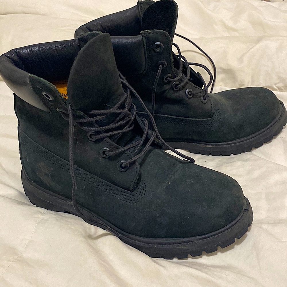 GENTLY USED Timberland Leather Boots